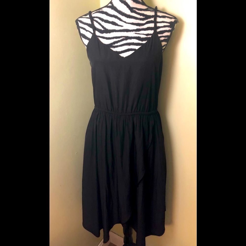 GAP black dress